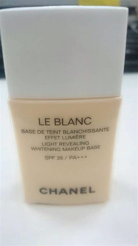 CK Sheer Beauty Essnce และ Chanel Le Blanc Base  